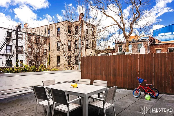 Rented by Halstead Real Estate | media 37