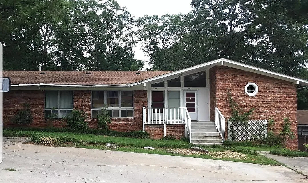 2 bed, 1047 sqft, $1,175 — Photo 1