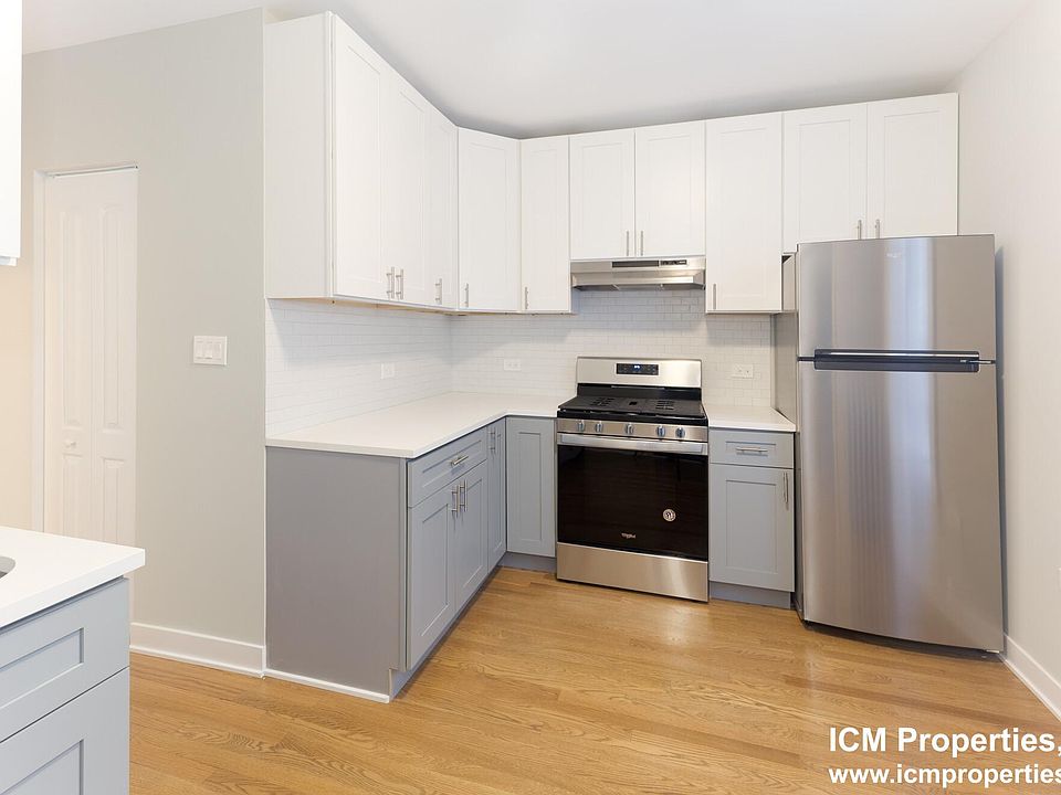 1st image of 4615 N Winchester Ave #2C