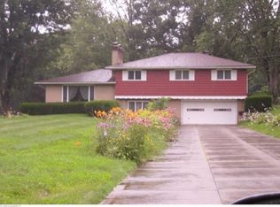 5942 Dailey Rd, Akron, OH 44319