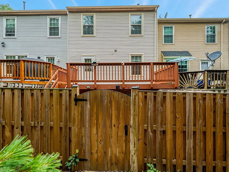 1848 Heather Glen Ct — Photo 47