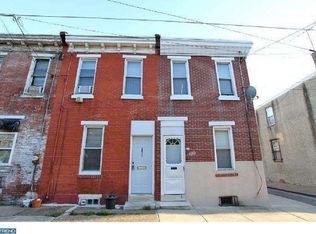 2071 Martha St, Philadelphia, PA 19125
