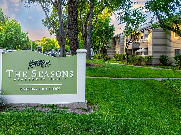 The Seasons Apartments — Photo 46