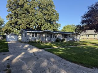 419-421 N Brown St, Pierce, NE 68767