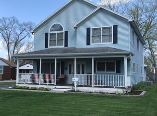 2404 Robin Ln, Rolling Meadows, IL 60008