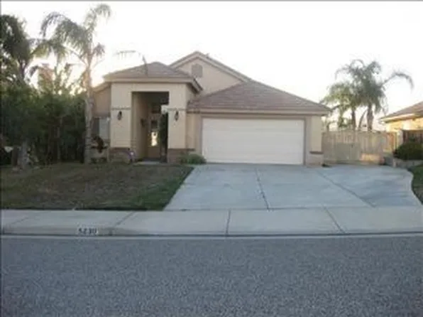 5230 N Lantern Crest Dr, San Bernardino, CA 92407