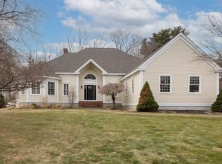 17 Juniper Ln, Hampton, NH 03842