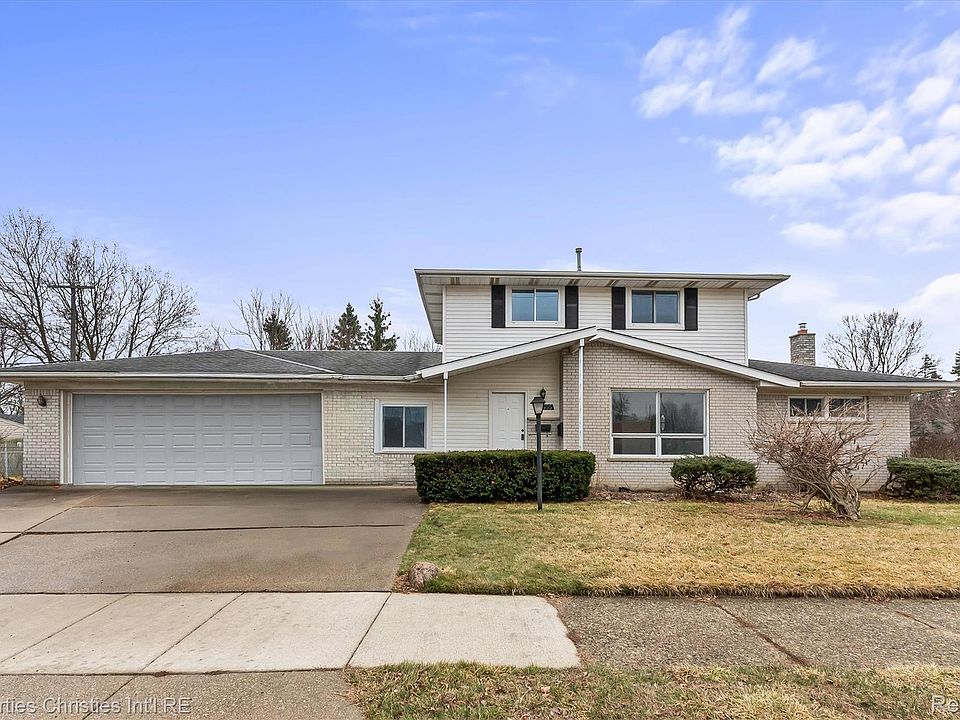 1st image of 33355 Slocum Dr