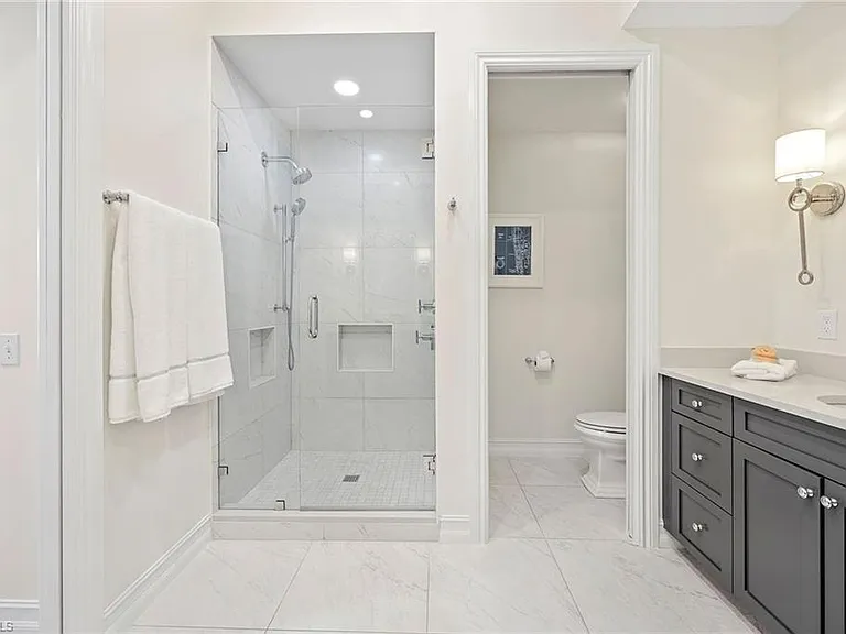 831 Sailaway Ln #104 — Photo 16