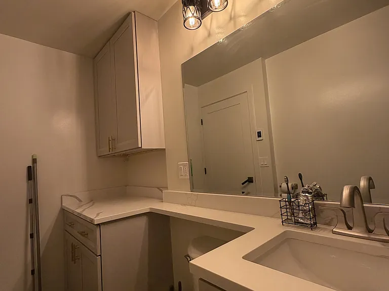 W 99th Ter — Photo 11