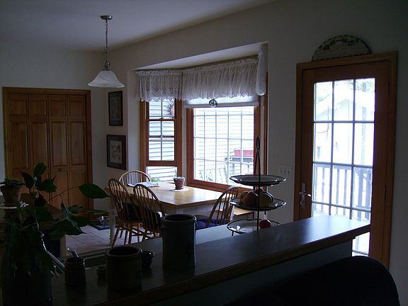 4th image of 4901 Western Ave