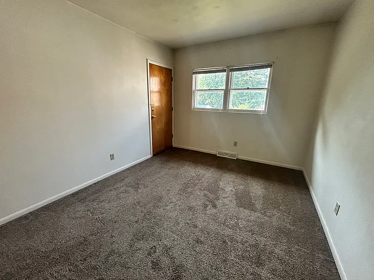 435 W 10th St #6 — Photo 10
