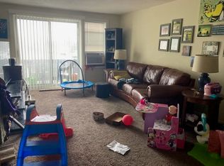 70 Barrows St APT 6, Fall River, MA 02724