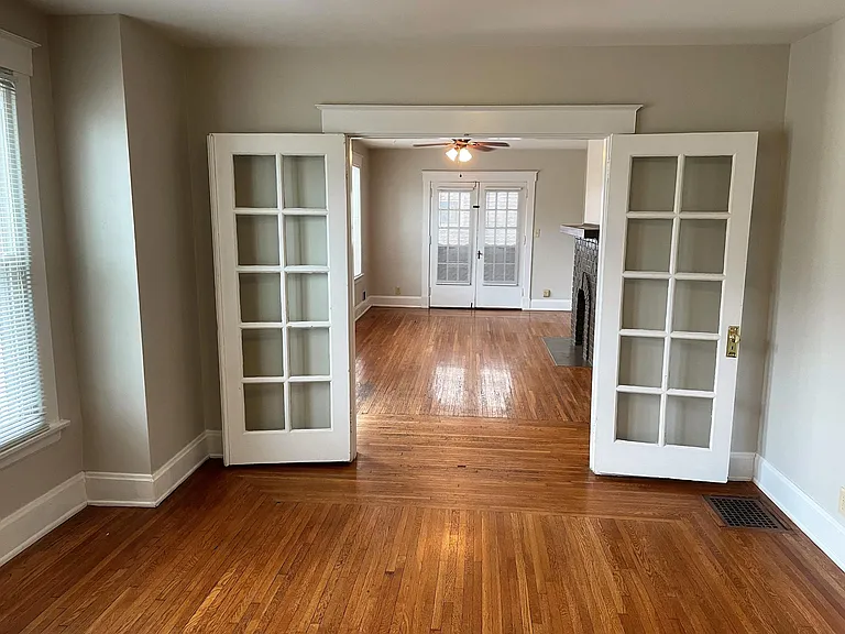 735 S Grand Ave — Photo 6