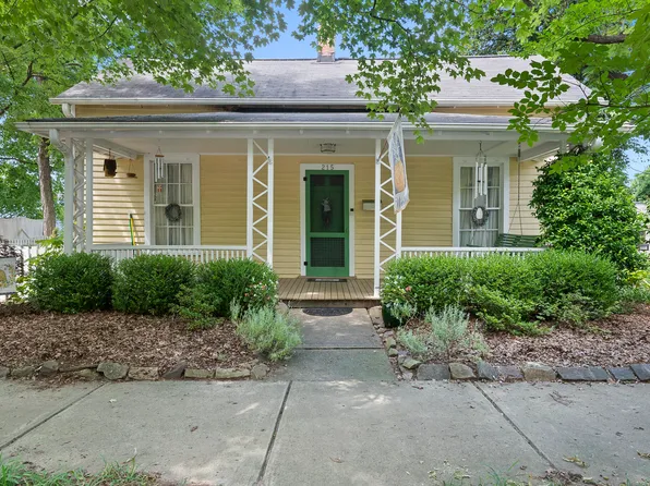 215 Pace St, Raleigh, NC 27604