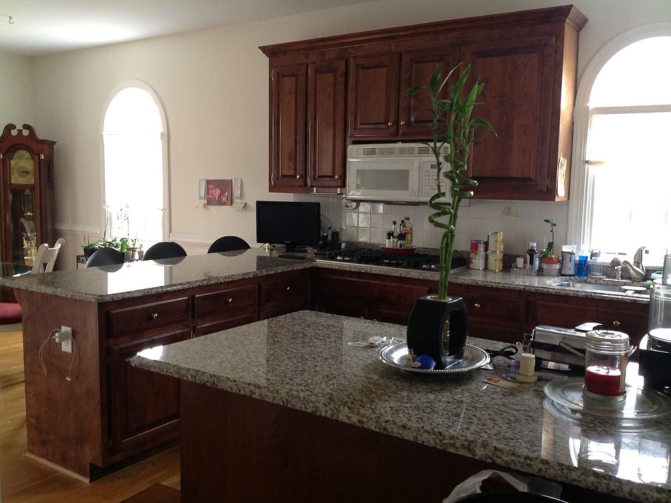 1st image of 114 Kempe Dr