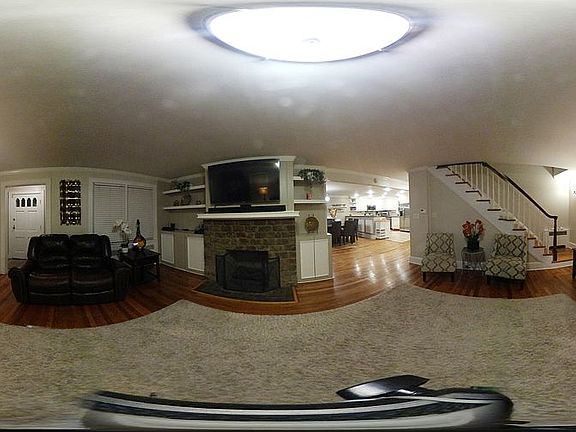 Living Room 360