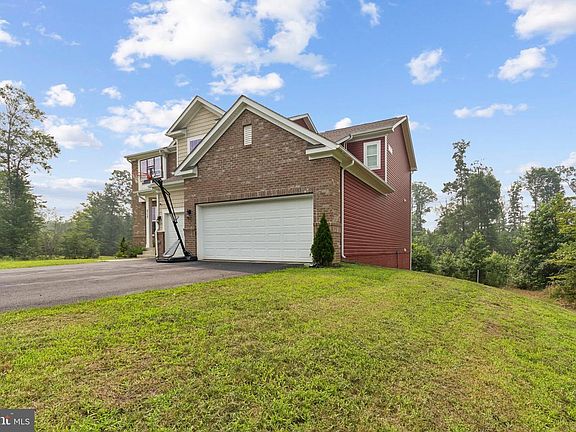 3rd image of 717 Long Meadow Dr