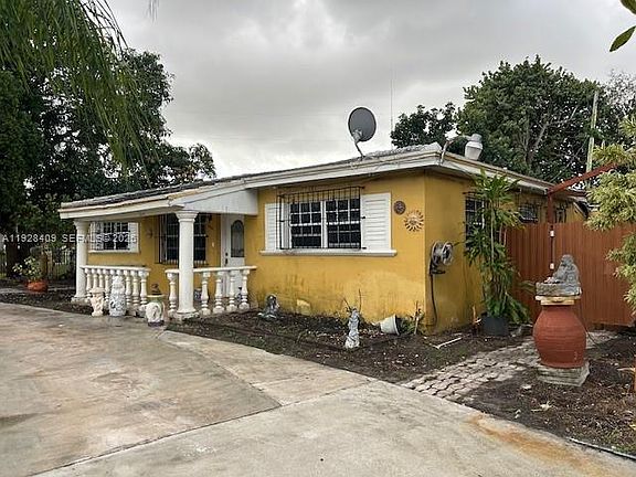 4th image of 1060 Oriental Blvd