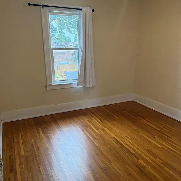 1504 Elsmere Ave — Photo 13
