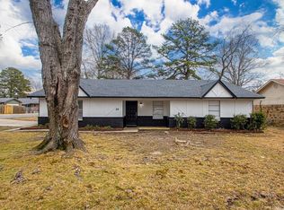 14 Susan Ln, Conway, AR 72032