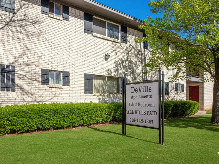 DeVille Apartments — Photo 1
