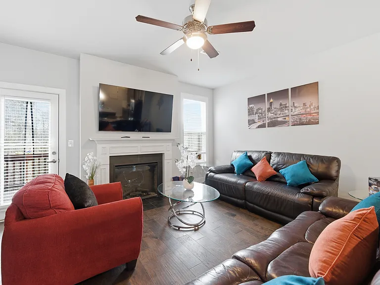 4762 Sampson Ct — Photo 34