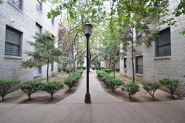 Rented by Silverstein Collection LLC  | media 11