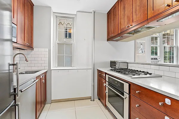 Sold by Compass | media 3