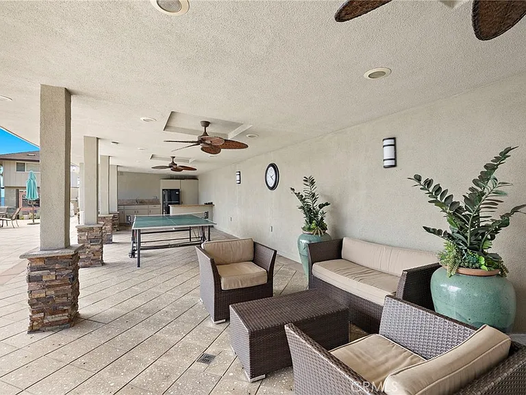 34 Blue Lagoon — Photo 22