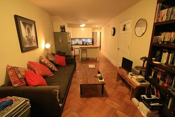 Rented by Dwell Residential Inc | media 30