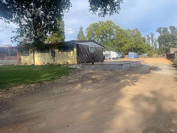 5th image of 50 Elaine Drive