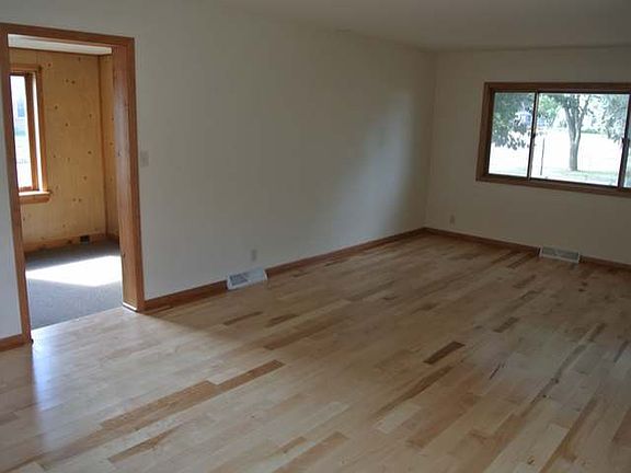 3rd image of 516 S Pelham St #S