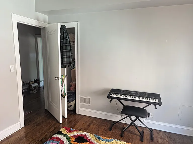2119 N Campbell Ave #2F — Photo 9