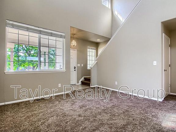 3rd image of 5961 Thistle Ridge Ave