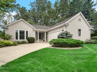 1754 Wildcat Ct, Valparaiso, IN 46385