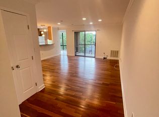 8010 Needwood Rd APT 202, Derwood, MD 20855