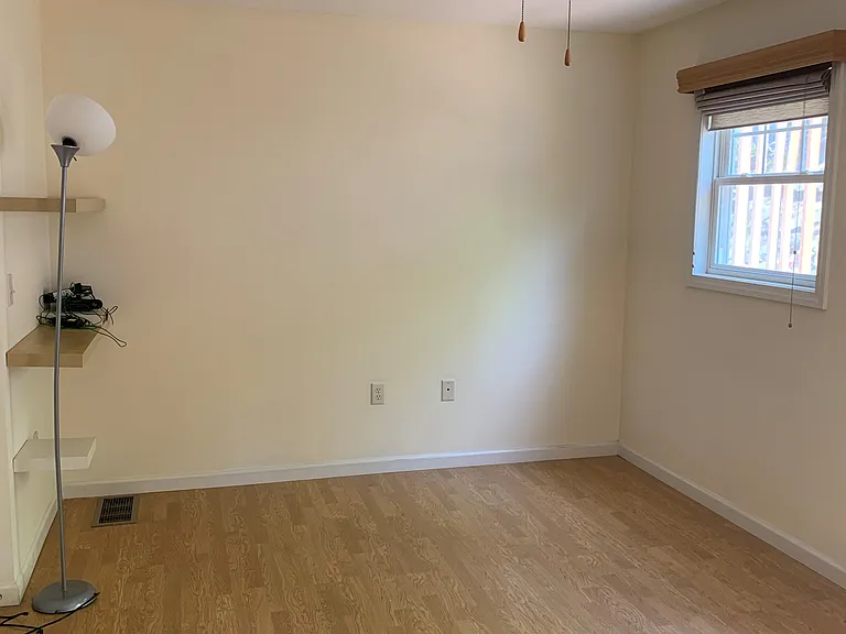 158 Summit St #158 — Photo 2