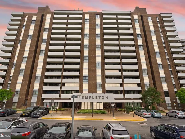 250 S Reynolds St APT 801, Alexandria, VA 22304