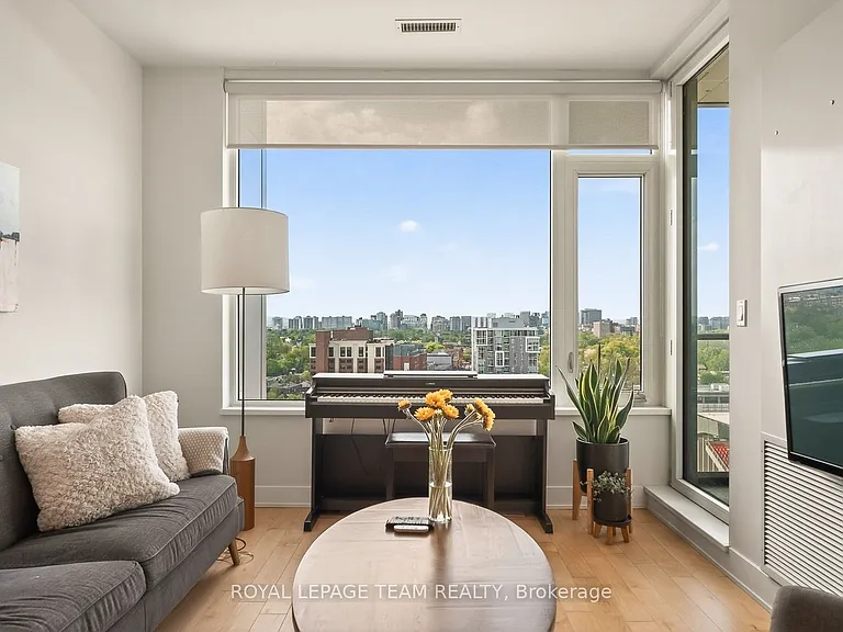 1035 Bank St #1504 — Photo 11