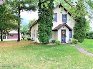 201 Butler St SE, Verndale, MN 56481
