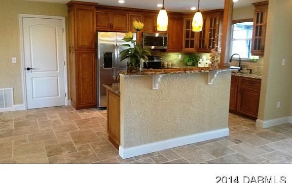 4th image of 23 Sandra Dr