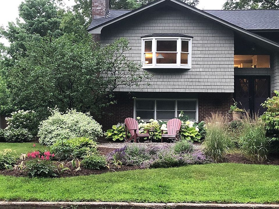 2nd image of 23 Scotsdale Rd