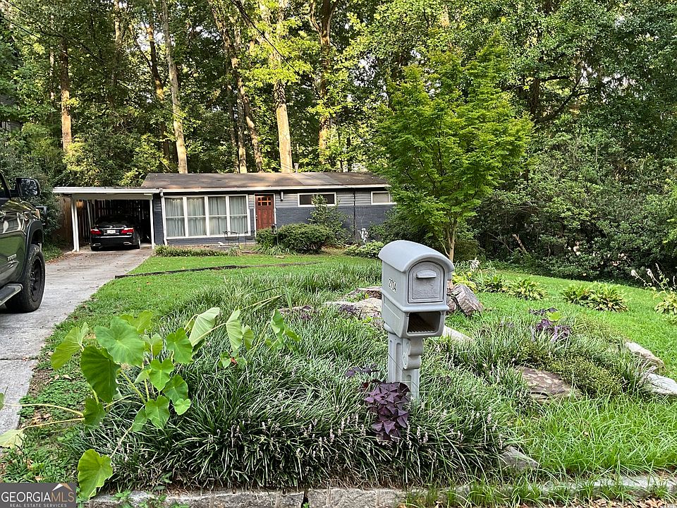 1st image of 2704 Cove Cir