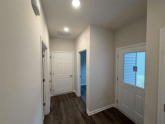 5th image of 6841 Traditions St #26