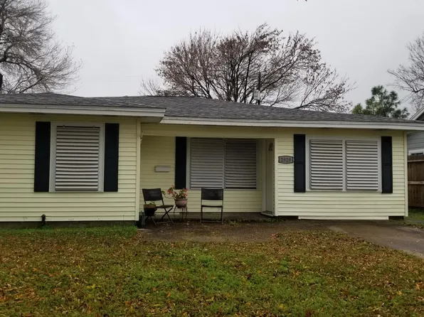 2929 Robinson Blvd, Texas City, TX 77590