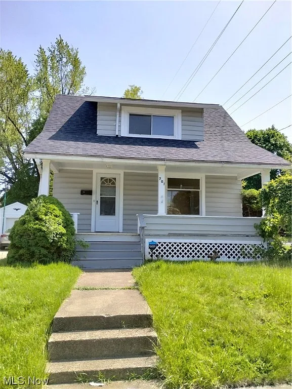 701 Samuel Ave photo 1