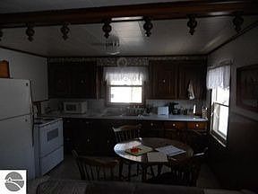 5th image of 2788 Island Lake Dr