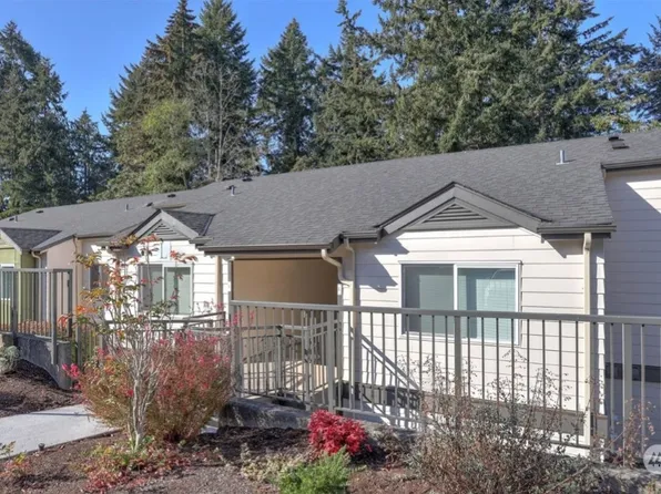 31500 33rd Place NW #L204, Federal Way, WA 98023