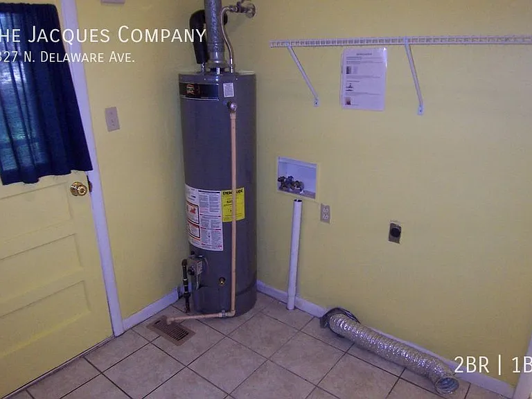 2327 N Delaware Ave — Photo 10